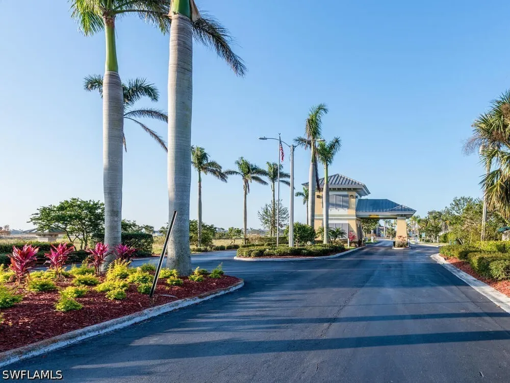 Royal Hammock Boulevard Naples, FL 34114