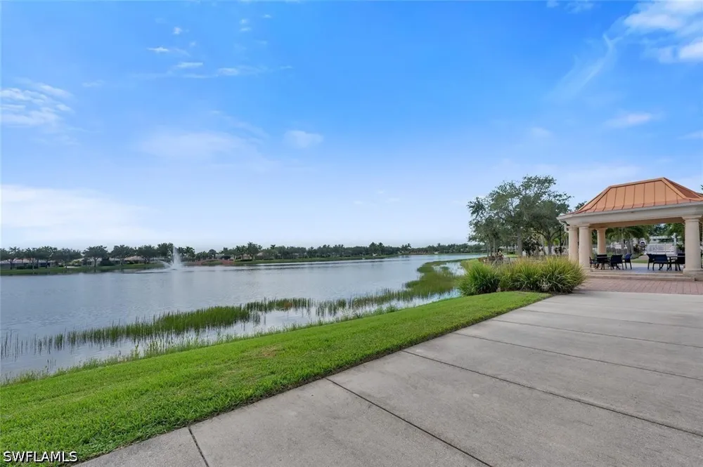 Emilia Lane Naples, FL 34114