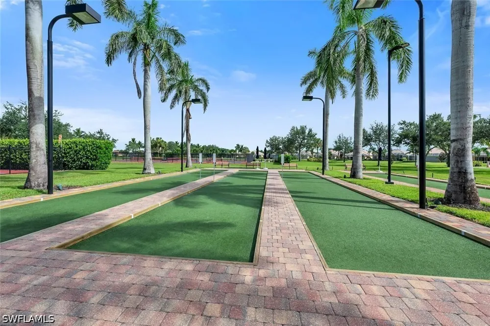 Emilia Lane Naples, FL 34114