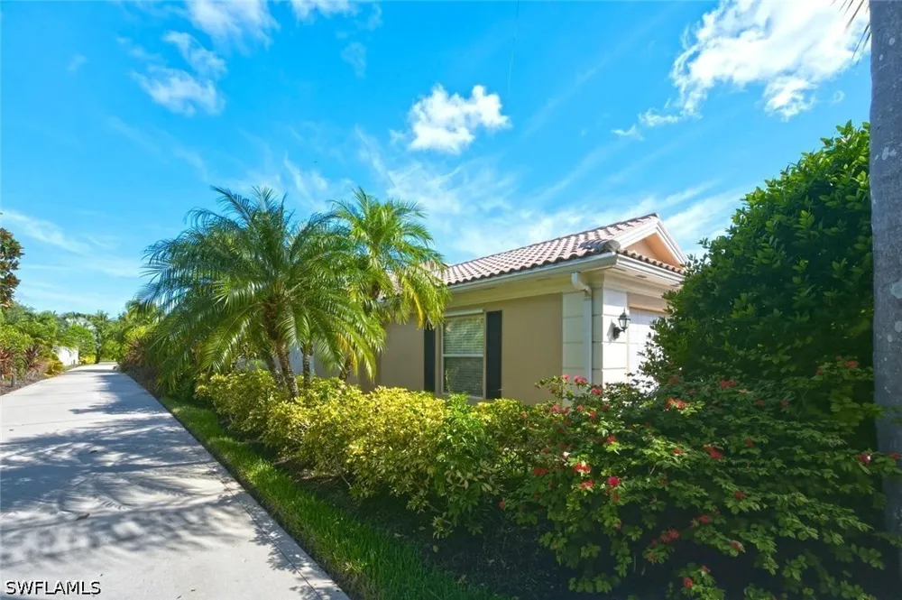 Emilia Lane Naples, FL 34114