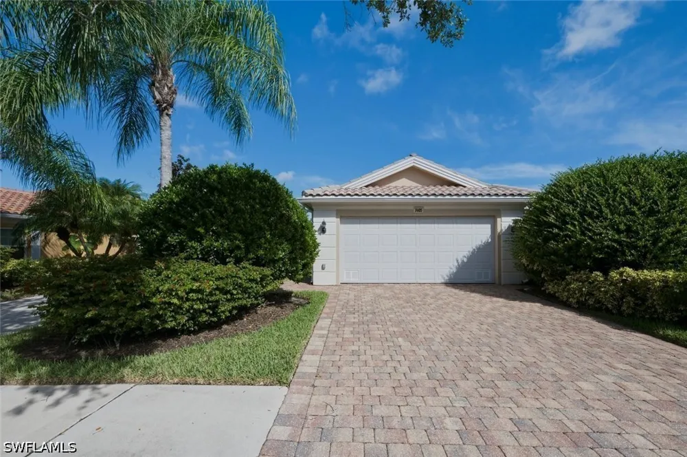 Emilia Lane Naples, FL 34114