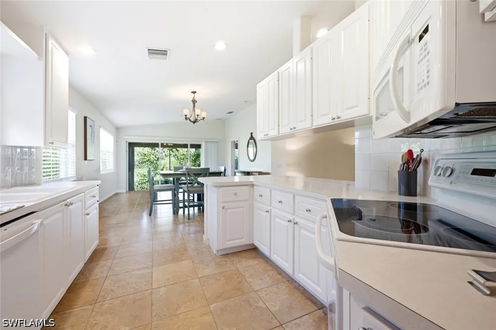 Emilia Lane Naples, FL 34114