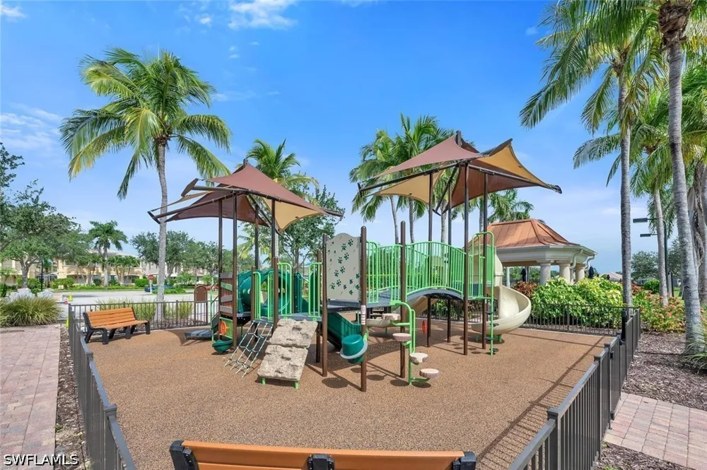 Emilia Lane Naples, FL 34114