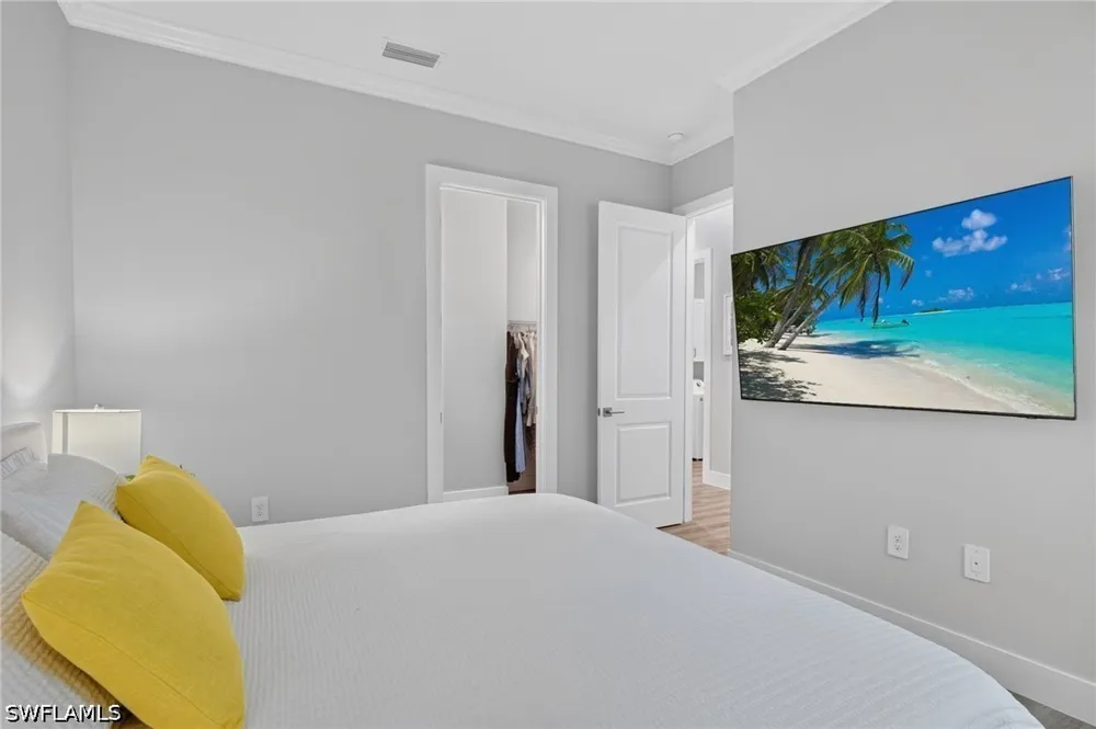 Sapphire Cove Circle Naples, FL 34114