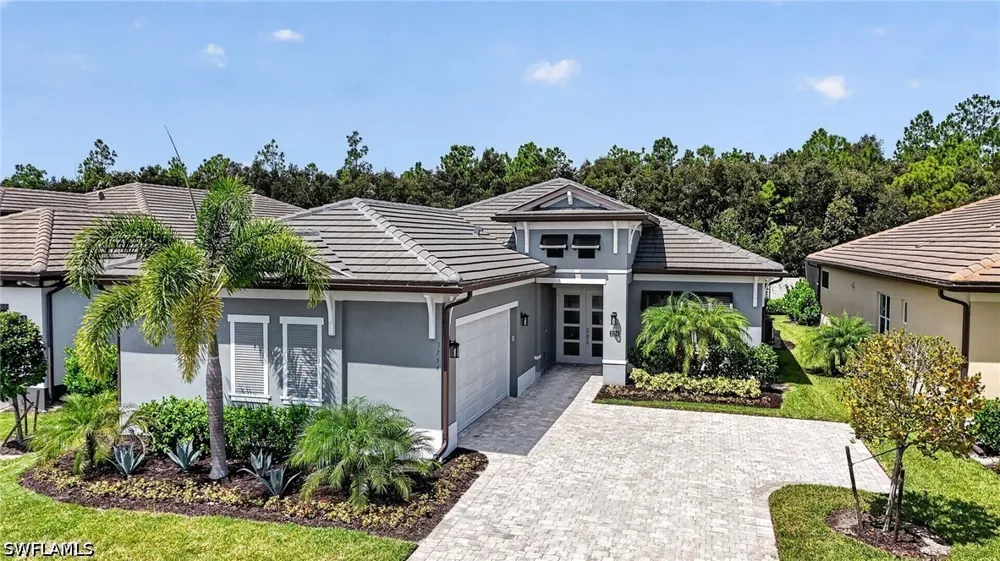 Sapphire Cove Circle Naples, FL 34114