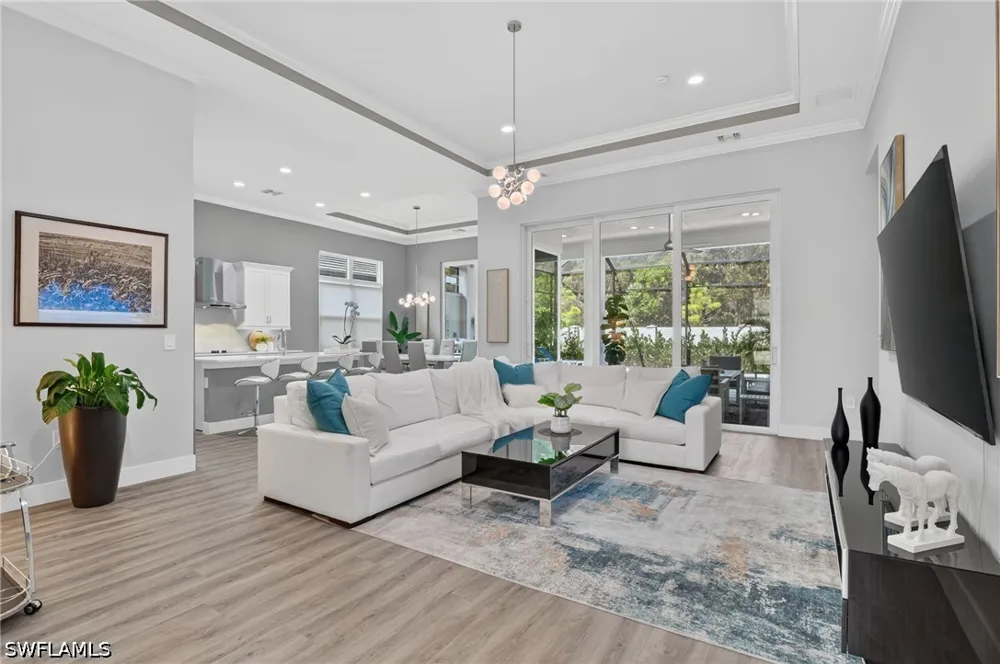 Sapphire Cove Circle Naples, FL 34114
