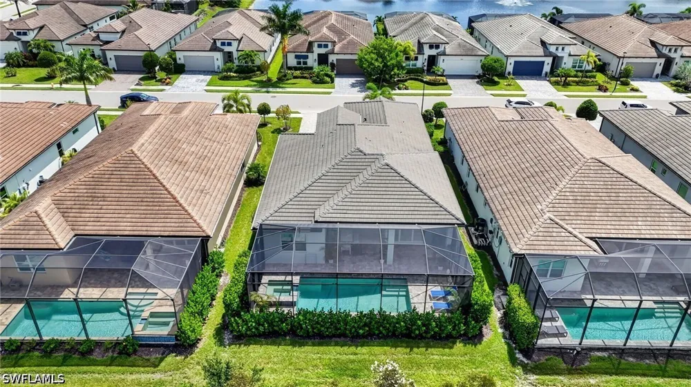 Sapphire Cove Circle Naples, FL 34114