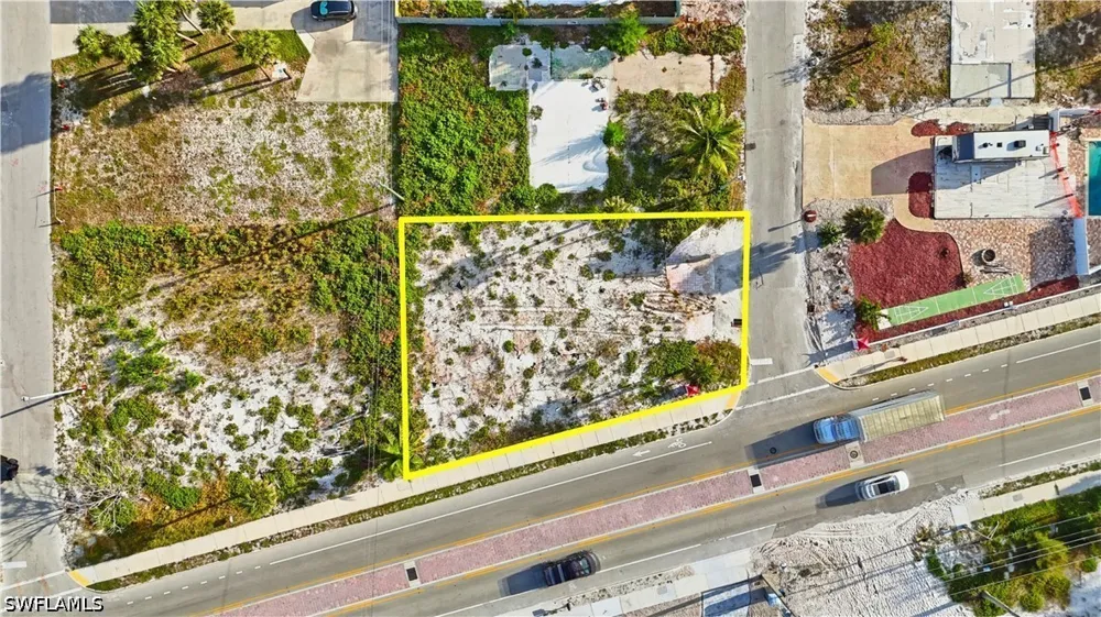 Hibiscus Drive Fort Myers Beach, FL 33931