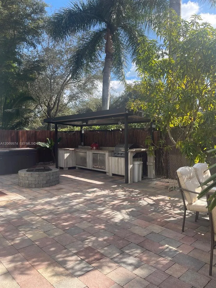 3134 NE 3rd Dr Homestead, FL 33033