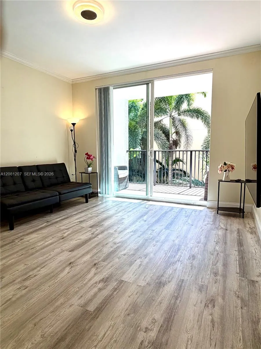 17150 Bay Rd #2419 Sunny Isles Beach, FL 33160