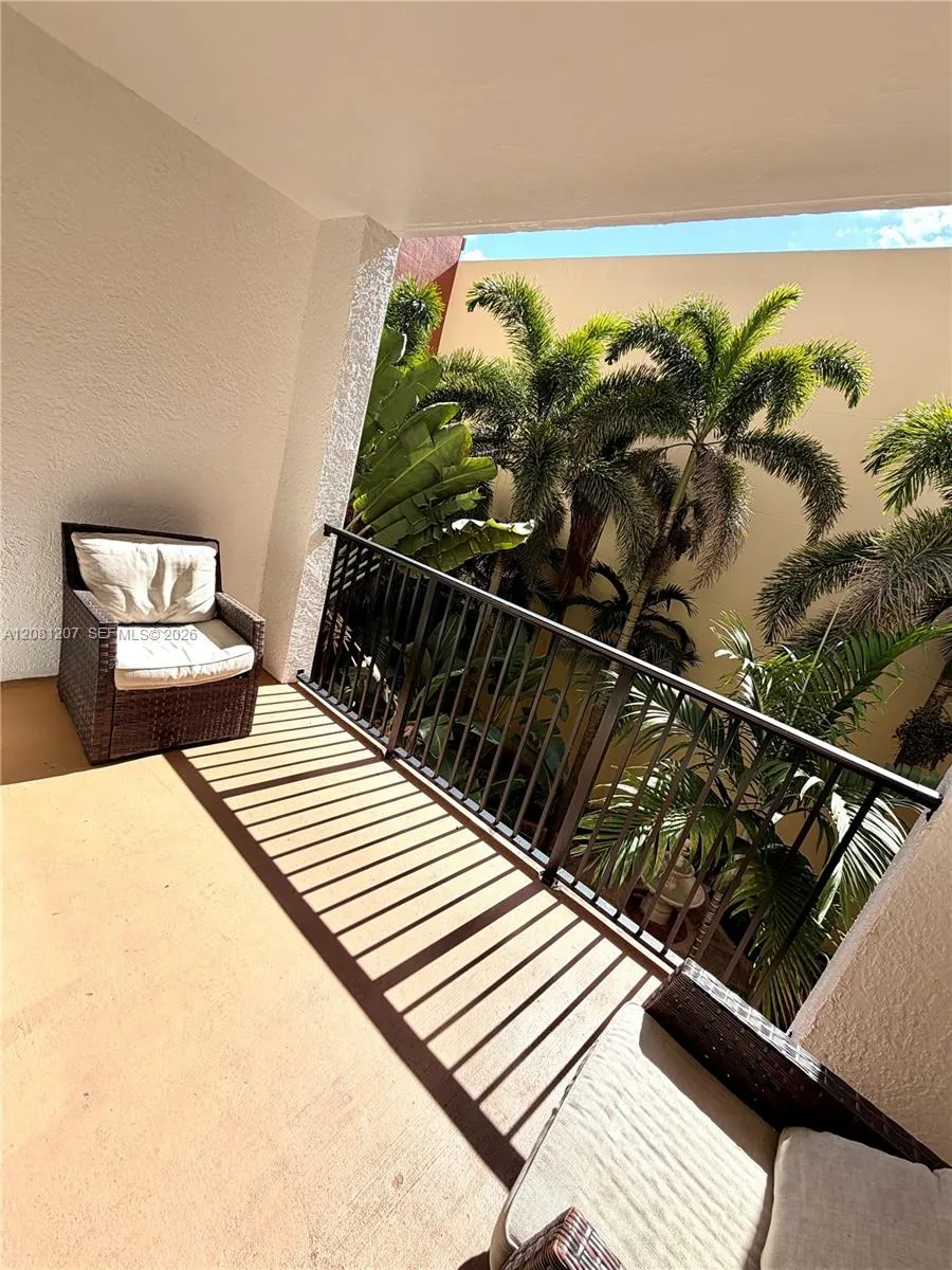 17150 Bay Rd #2419 Sunny Isles Beach, FL 33160
