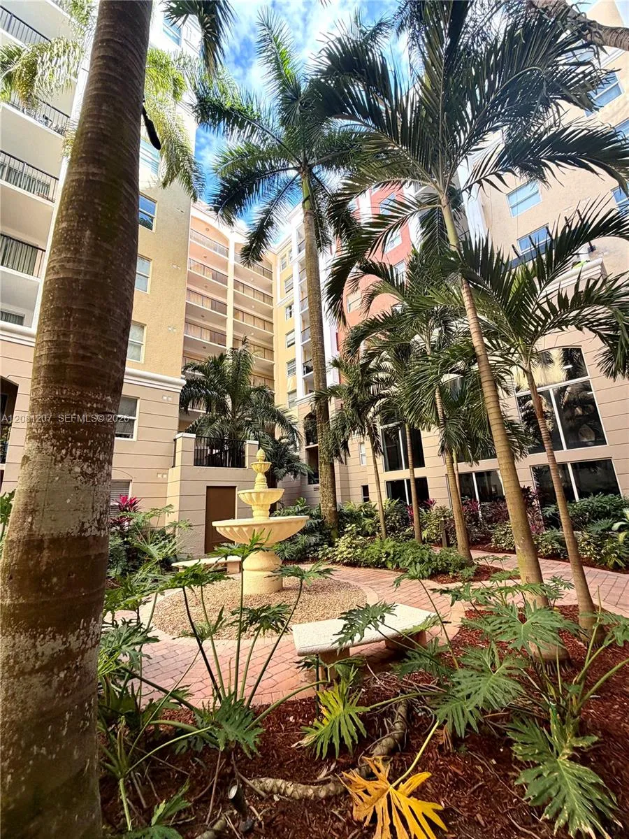 17150 Bay Rd #2419 Sunny Isles Beach, FL 33160