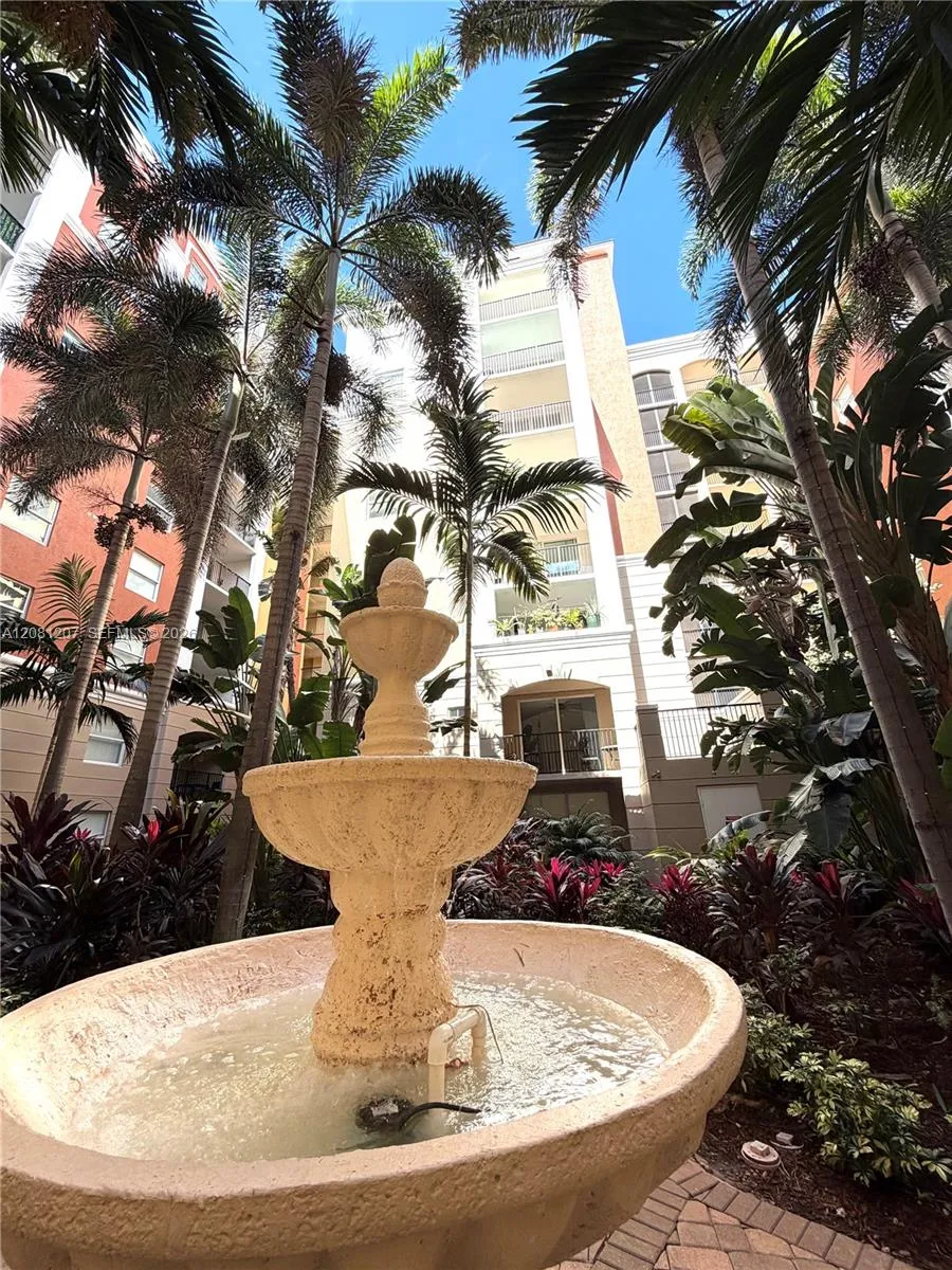 17150 Bay Rd #2419 Sunny Isles Beach, FL 33160