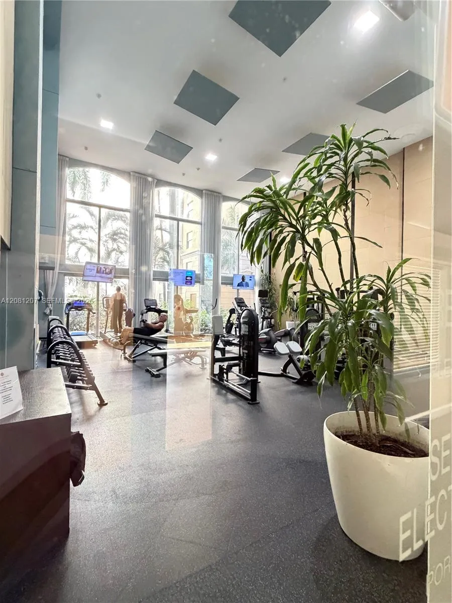 17150 Bay Rd #2419 Sunny Isles Beach, FL 33160