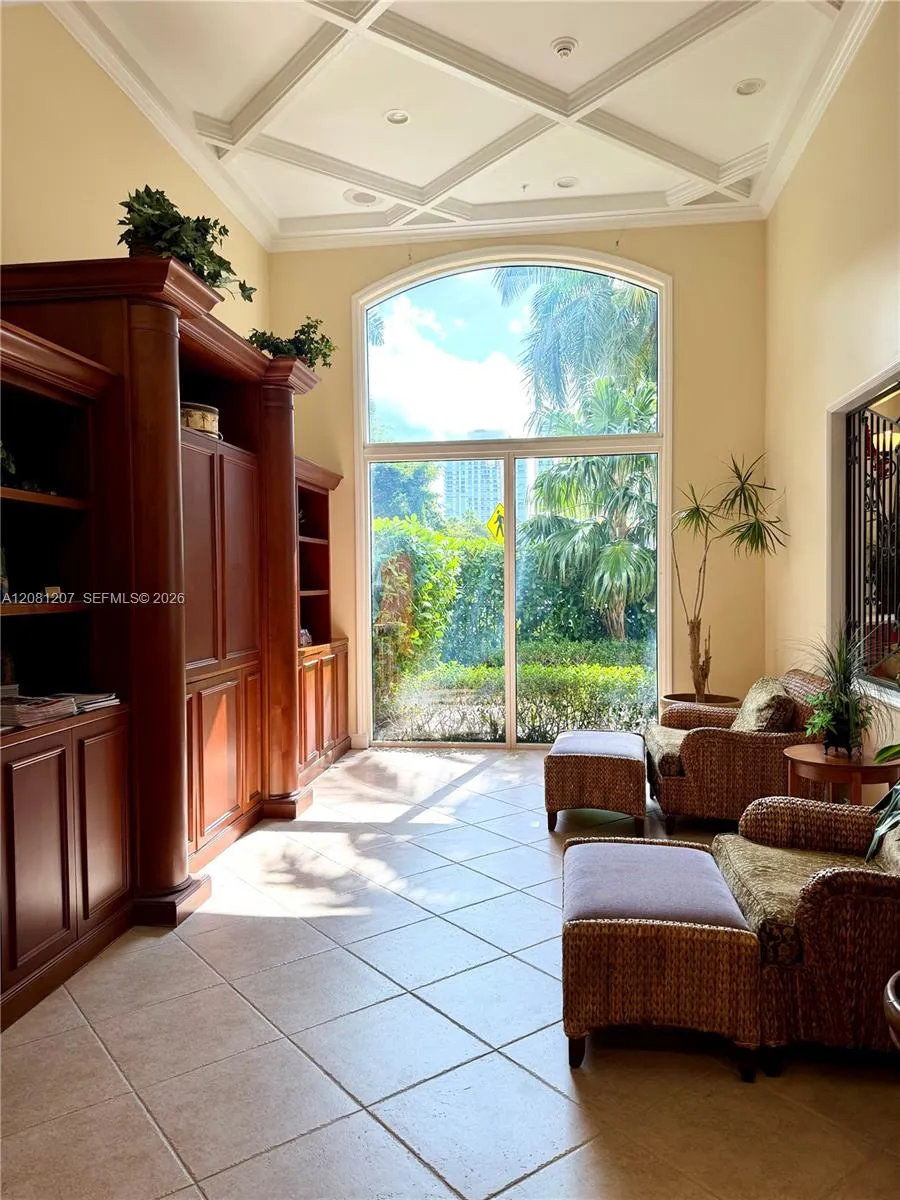 17150 Bay Rd #2419 Sunny Isles Beach, FL 33160