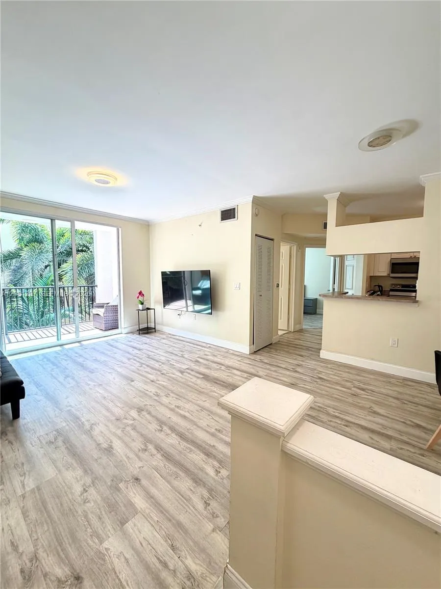 17150 Bay Rd #2419 Sunny Isles Beach, FL 33160