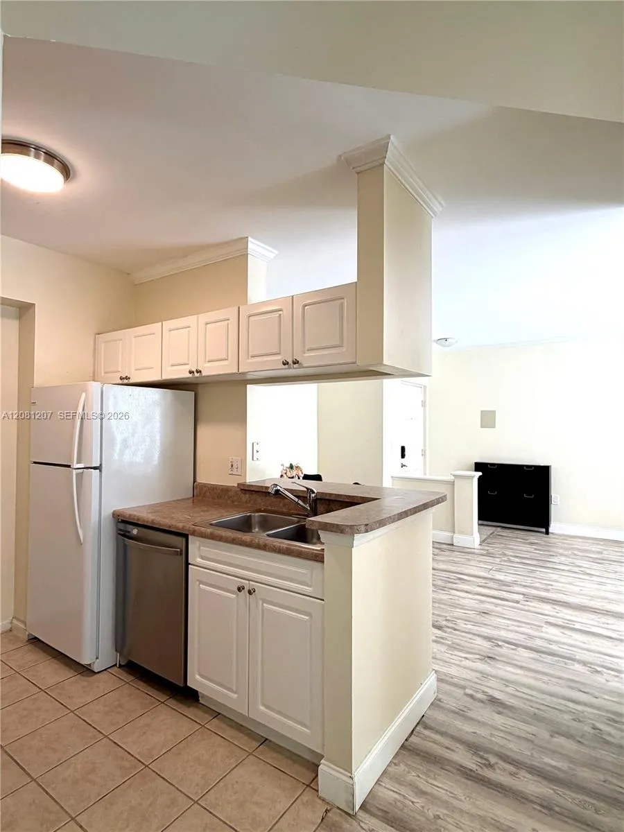 17150 Bay Rd #2419 Sunny Isles Beach, FL 33160