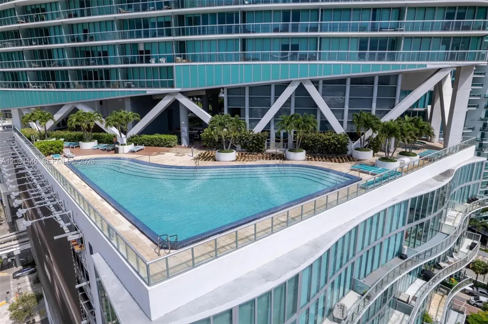 888 Biscayne Blvd #2510 Miami, FL 33132