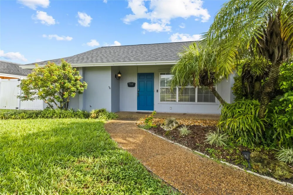 7303 11TH AVENUE W Bradenton, FL 34209