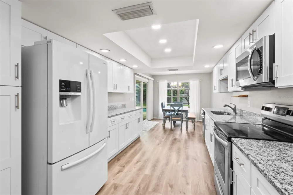 7303 11TH AVENUE W Bradenton, FL 34209