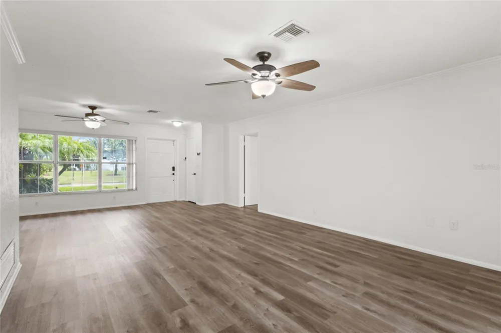 7303 11TH AVENUE W Bradenton, FL 34209