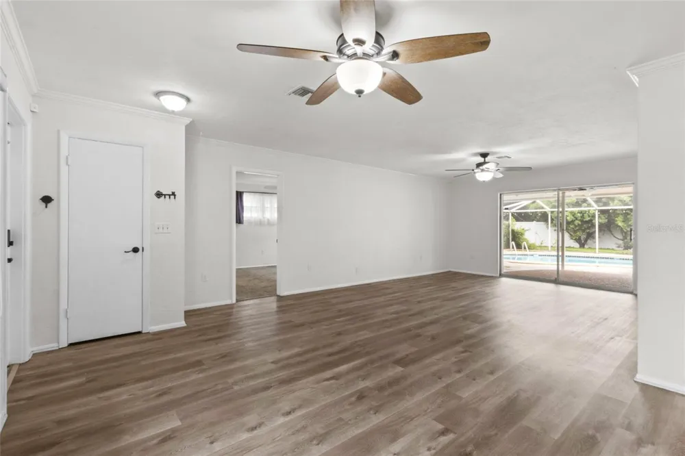 7303 11TH AVENUE W Bradenton, FL 34209