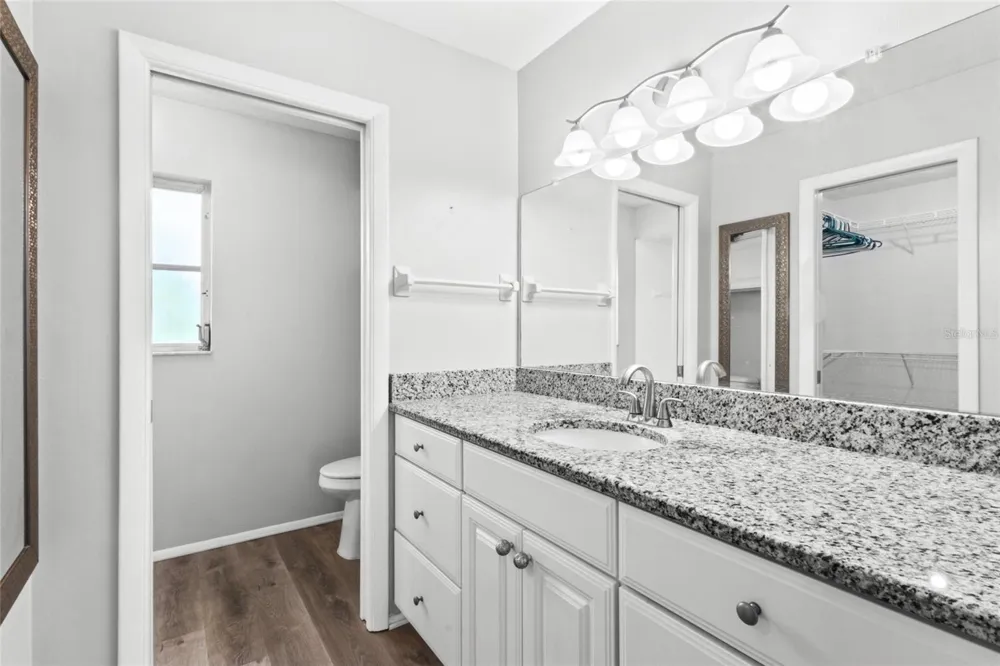 7303 11TH AVENUE W Bradenton, FL 34209