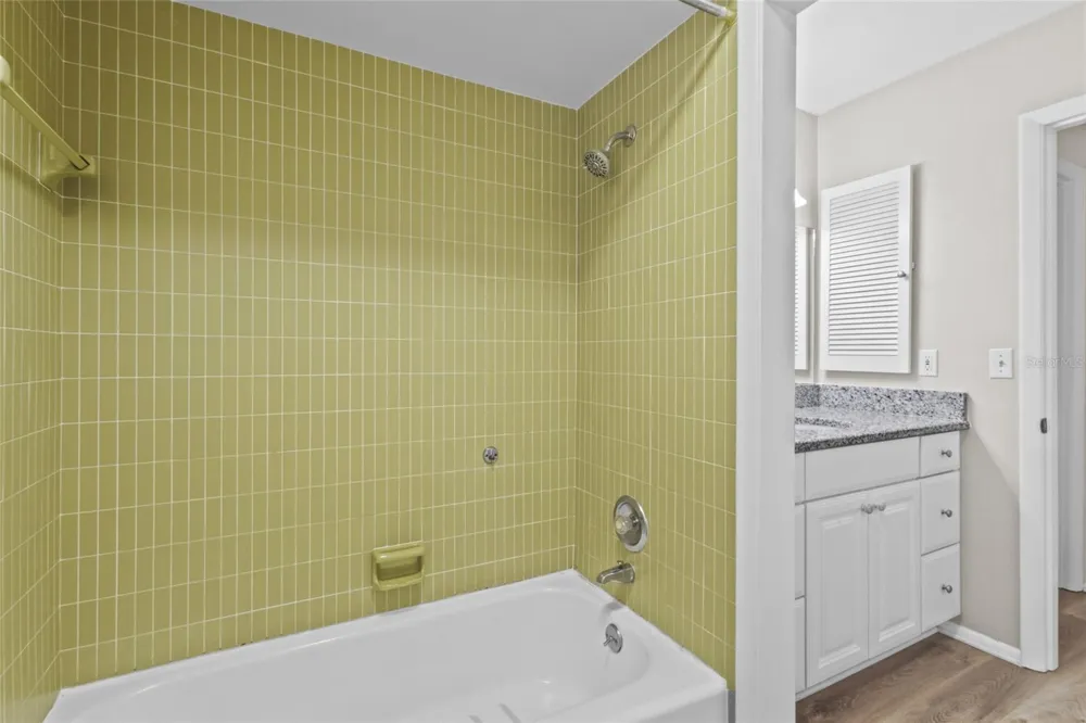 7303 11TH AVENUE W Bradenton, FL 34209