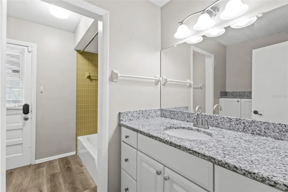 7303 11TH AVENUE W Bradenton, FL 34209