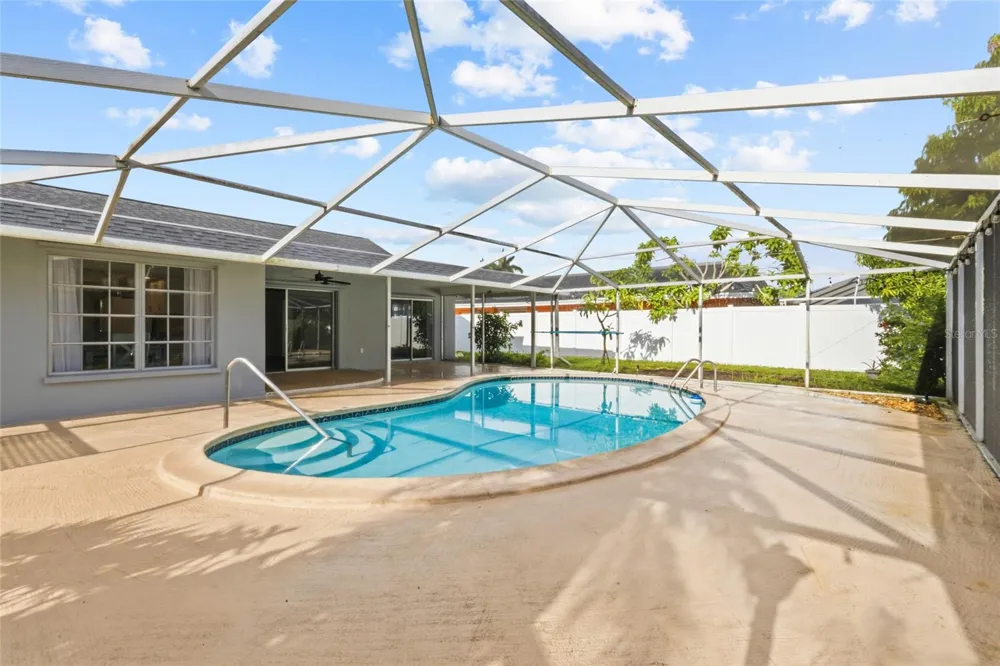 7303 11TH AVENUE W Bradenton, FL 34209