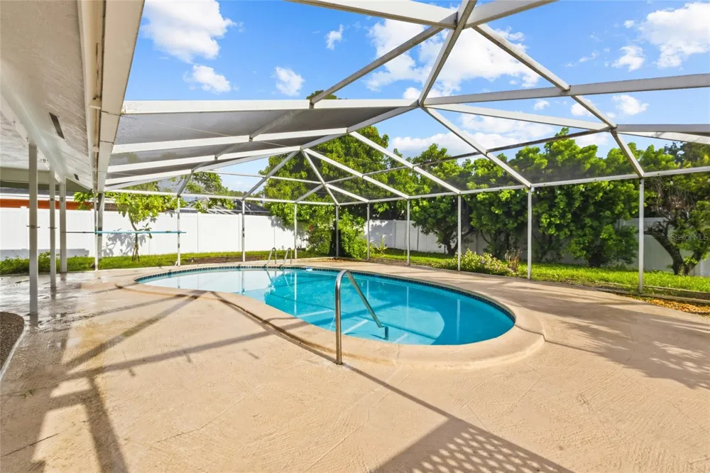 7303 11TH AVENUE W Bradenton, FL 34209