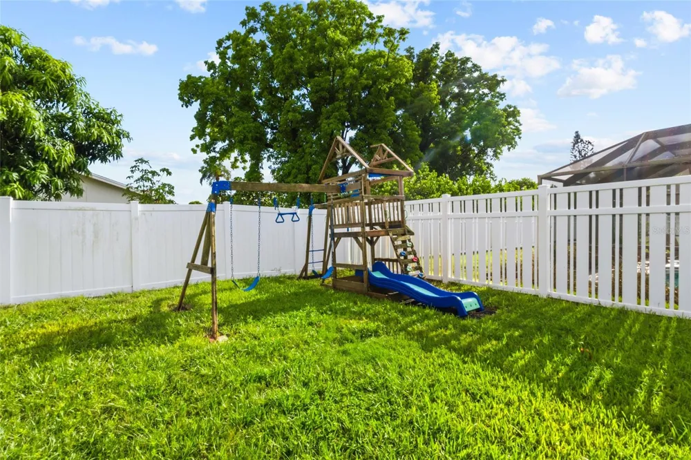 7303 11TH AVENUE W Bradenton, FL 34209