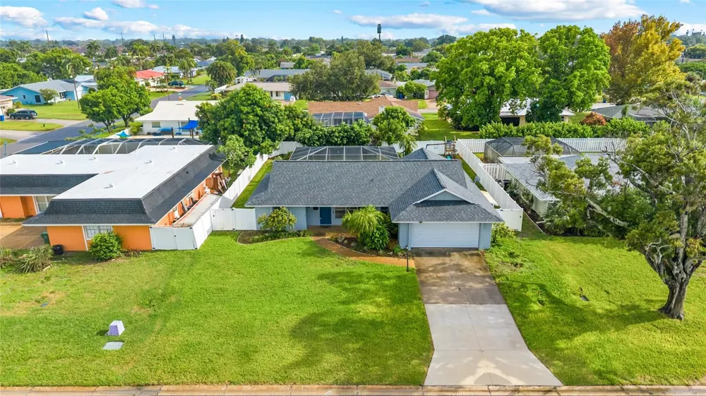 7303 11TH AVENUE W Bradenton, FL 34209