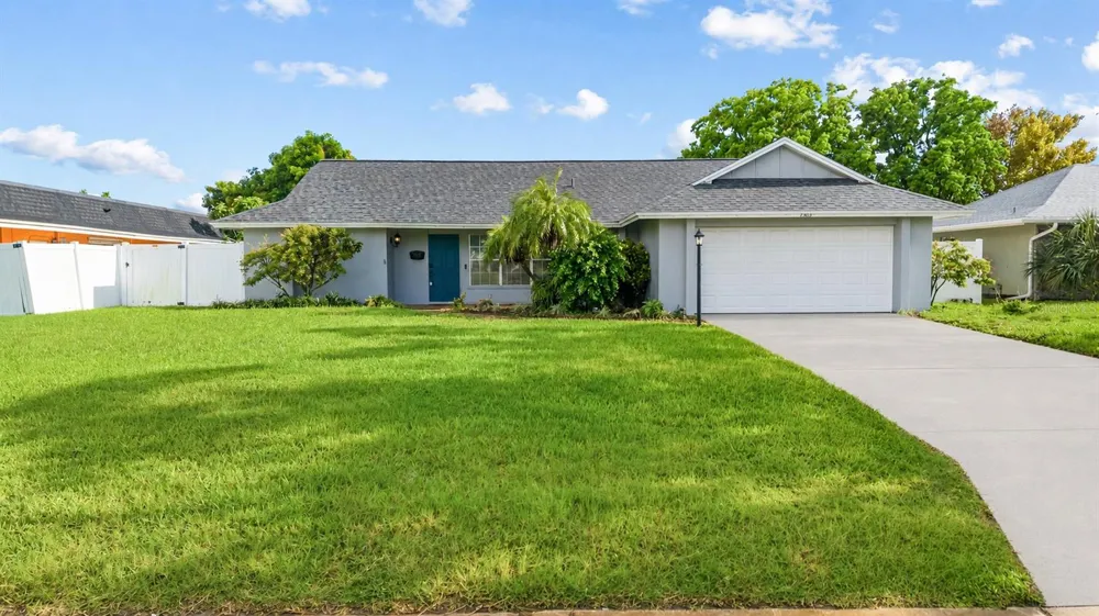 7303 11TH AVENUE W Bradenton, FL 34209