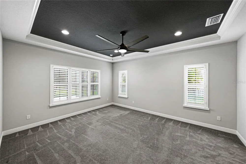 6904 EBB TIDE AVENUE Apollo Beach, FL 33572