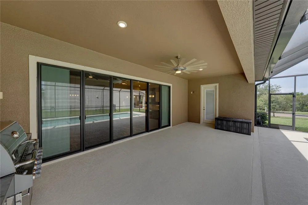 6904 EBB TIDE AVENUE Apollo Beach, FL 33572