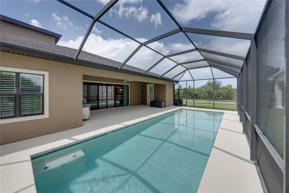 6904 EBB TIDE AVENUE Apollo Beach, FL 33572