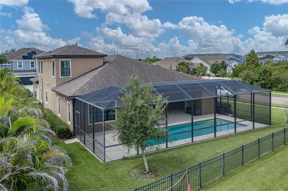 6904 EBB TIDE AVENUE Apollo Beach, FL 33572