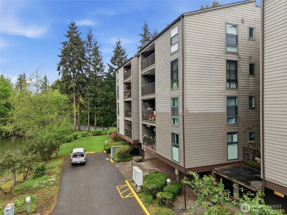 6702 139 AVENUE NE #750 Redmond, WA 98052