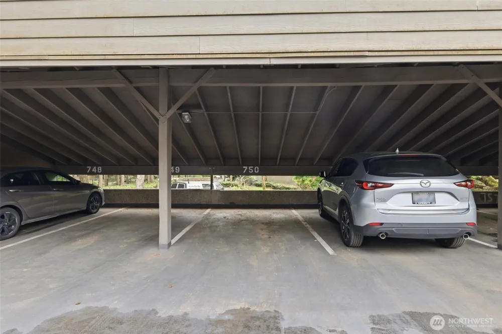 6702 139 AVENUE NE #750 Redmond, WA 98052