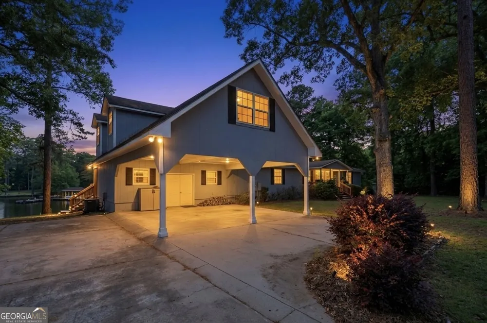 201 Collins RD NW Milledgeville, GA 31061