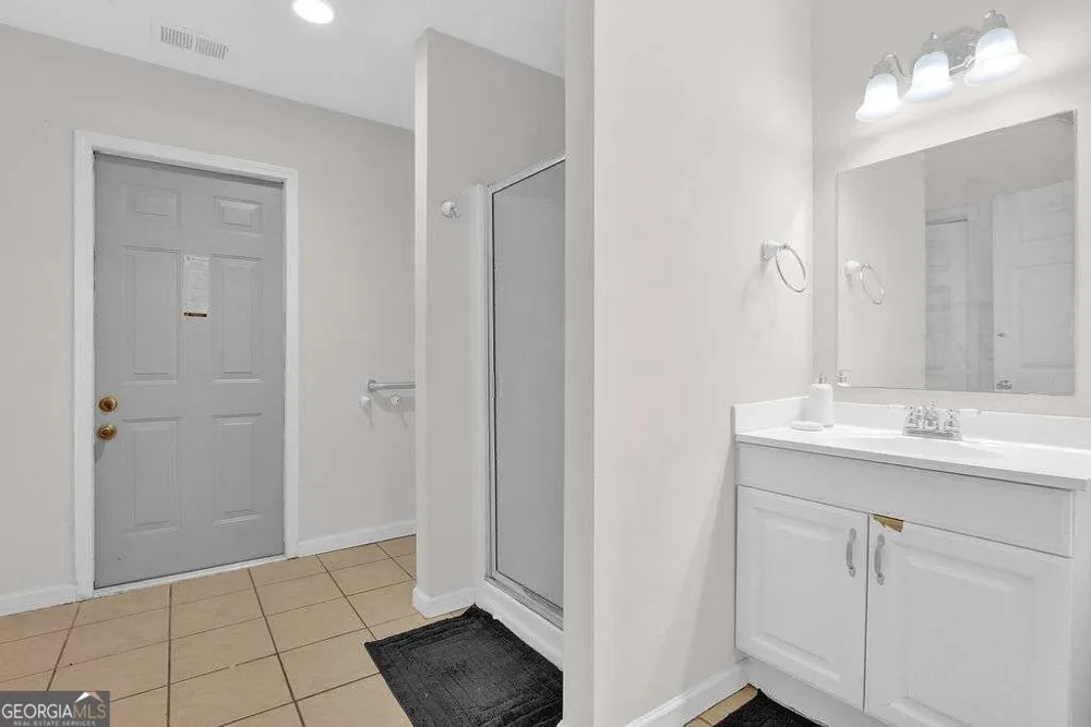 3245 Shady Woods CIR Lawrenceville, GA 30044