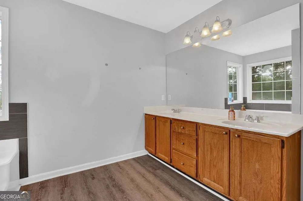 3245 Shady Woods CIR Lawrenceville, GA 30044