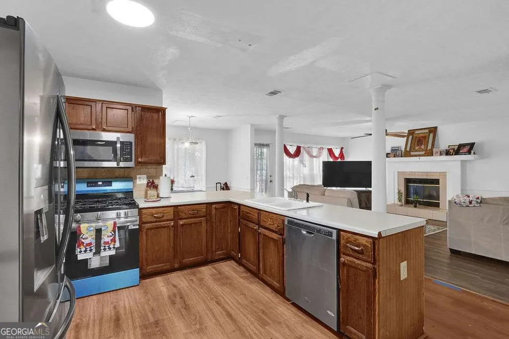 3245 Shady Woods CIR Lawrenceville, GA 30044