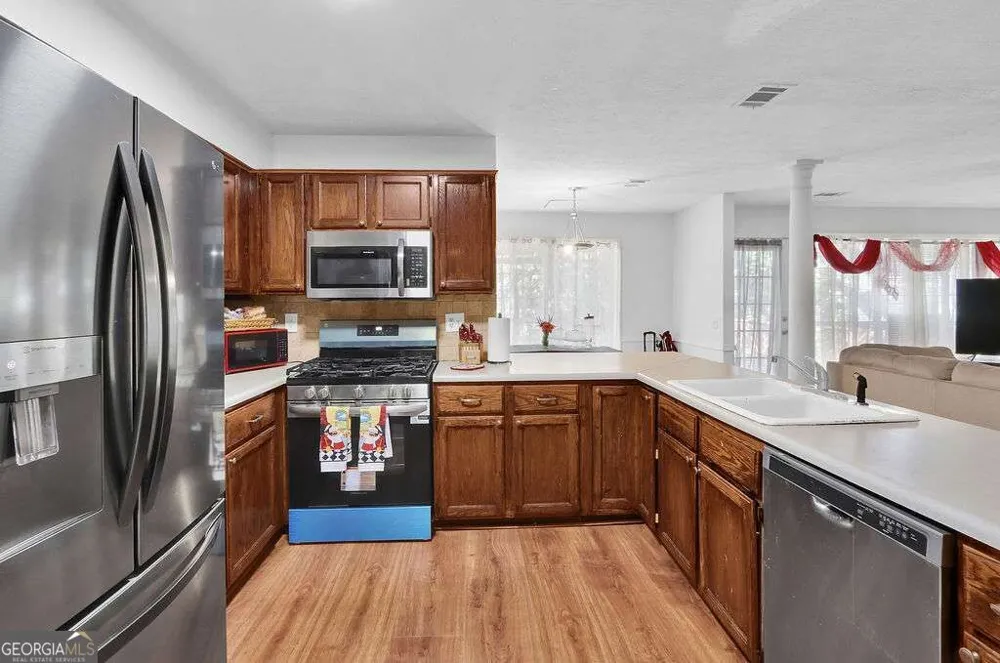 3245 Shady Woods CIR Lawrenceville, GA 30044