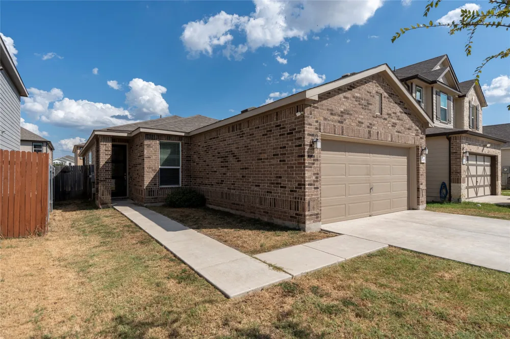 6317 Carriage Pines Drive Del Valle, TX 78617