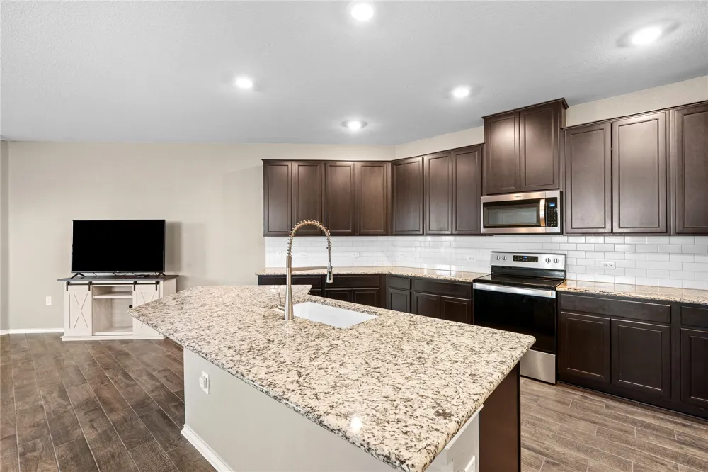 6317 Carriage Pines Drive Del Valle, TX 78617