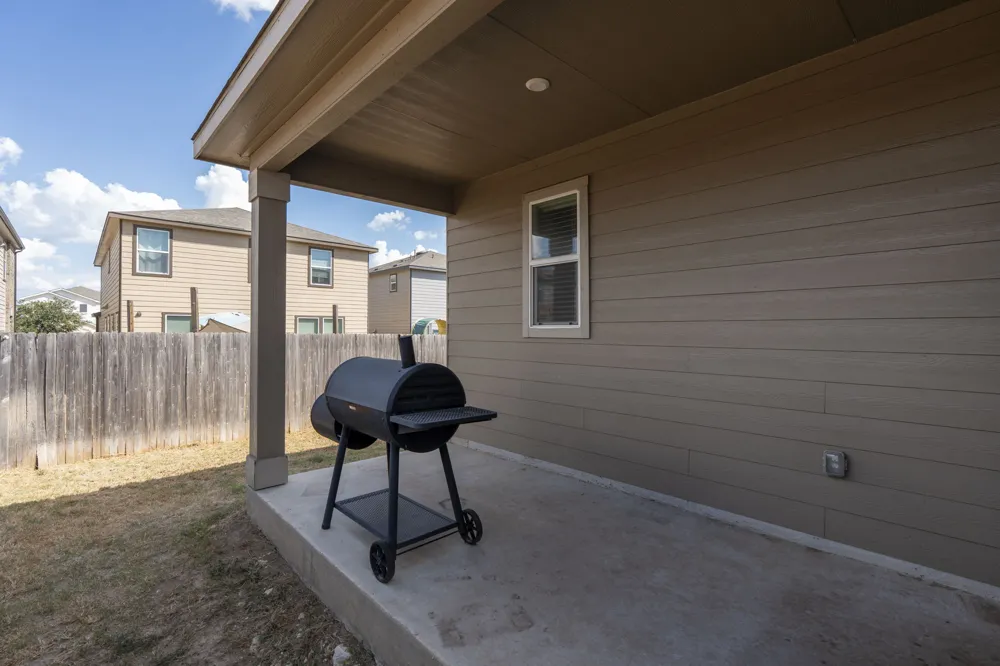 6317 Carriage Pines Drive Del Valle, TX 78617