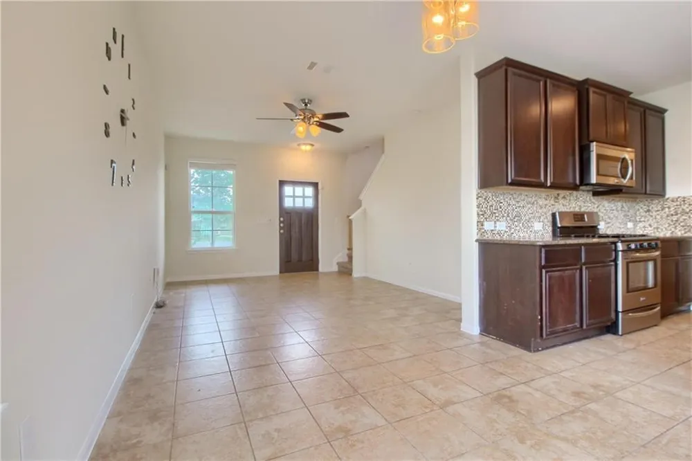 2014 Barker House Cove Round Rock, TX 78664