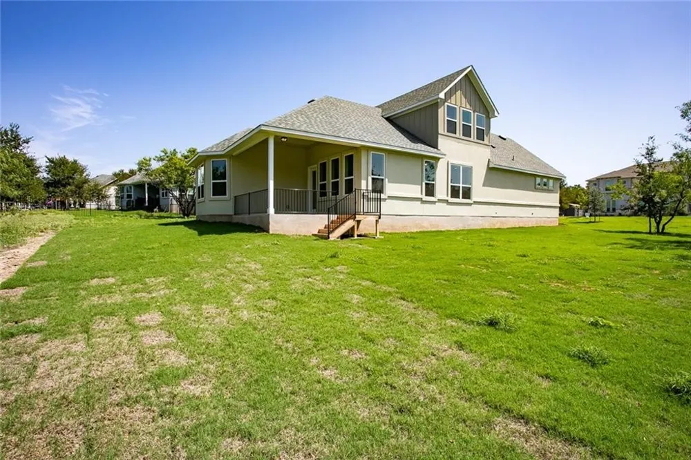 150 Raptor Beak Way Cedar Creek, TX 78612